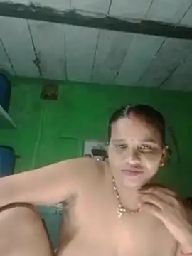 Shivani09900 live sex cam