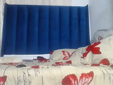sweetsavage18 (F teen) - make this juicy ass clap louder