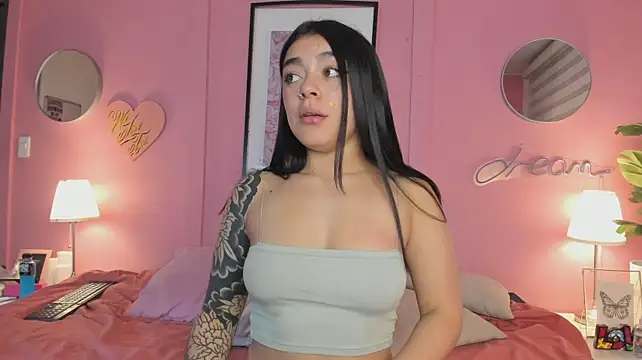 Lummii_ live cam on StripChat