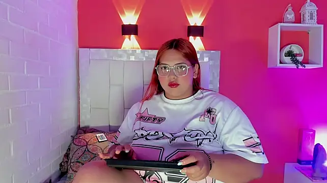 Alanna_hot3