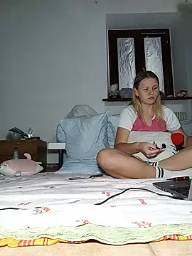 ella_maya (G teen) - ella boob's