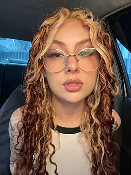 joyce-fire (F young) - Flash ass👀🍑
