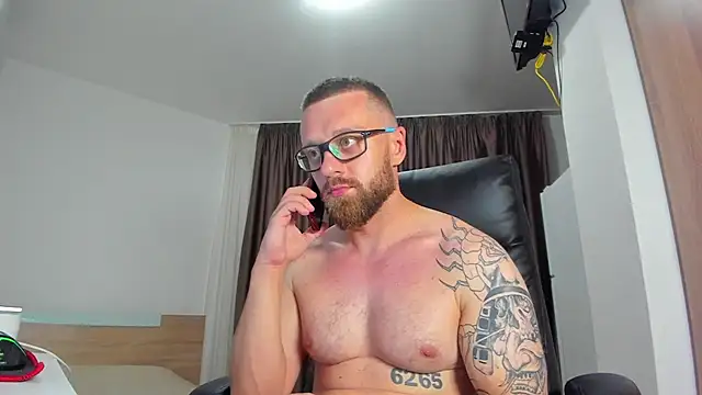 findom_guy (M young) - jerk off 3 min