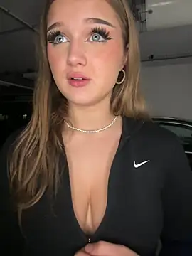 Hannah-2007 live cam preview