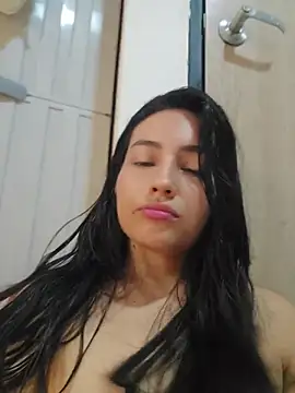 VioletRousee live cam on StripChat