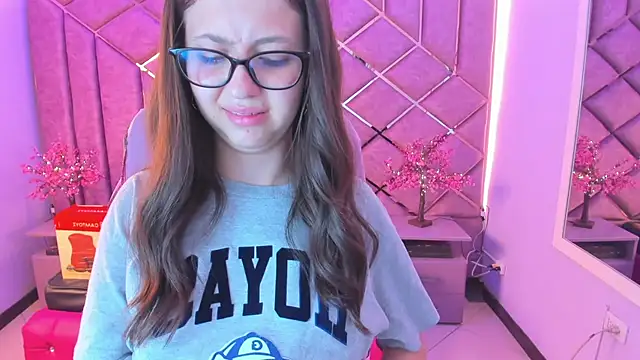 sarah_sweett_ webcam