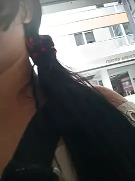 alondraabrown live cam on StripChat