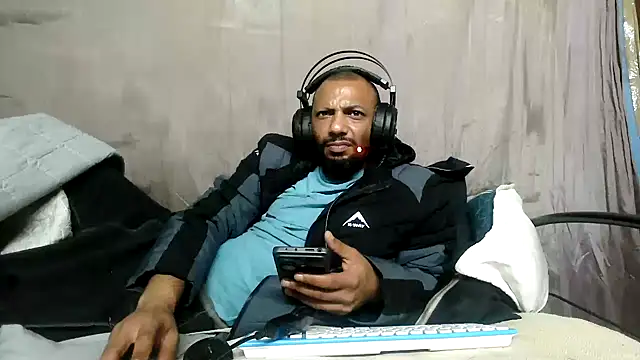 Camodick live cam on StripChat