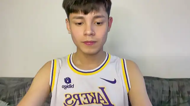 andy_belier23 (M twink) - Activate my Lovense