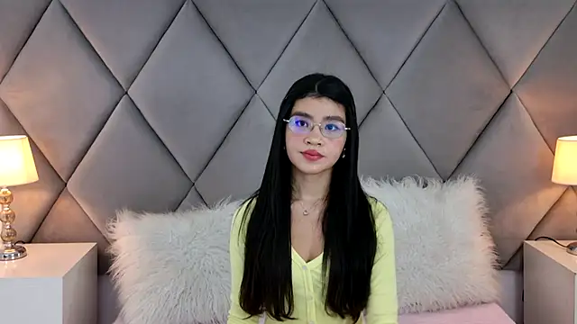 OliviaDiaz live cam on StripChat