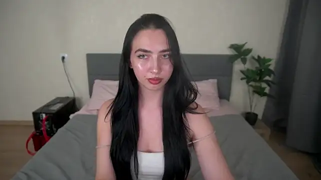WildKittenX_ live cam on StripChat