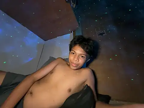 ajaxxsummer (M twink) - cum show