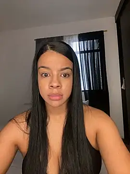 trianawhite (F young) - Full naked ♥️