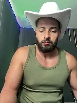 magnumchris (Ask my age) - get naked and jerk off my cock, y clouds