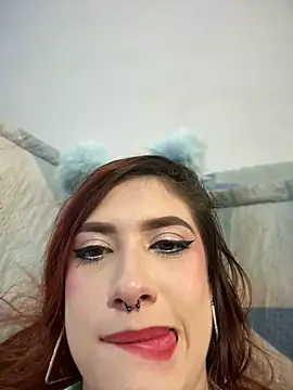 DarlyHoper__ live cam on StripChat