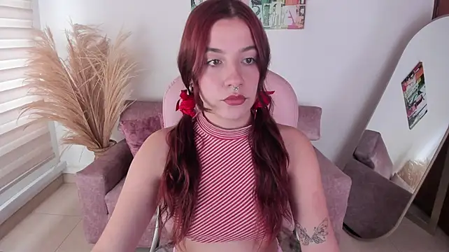 regina_blum (F teen) - off fishnet stockings and spanks 10x💗😉