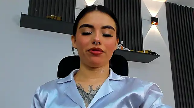 isabella_hv webcam