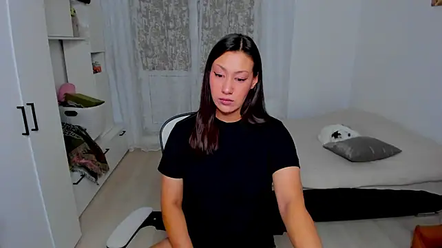 FieryHeart live cam on StripChat