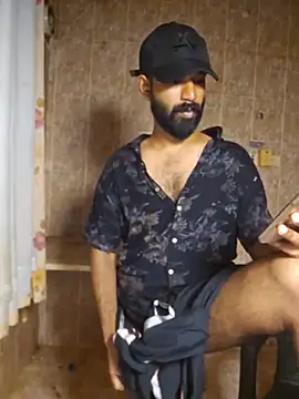 Mallukiran live cam on StripChat