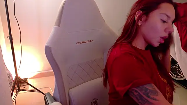 samantha_tattu live cam on StripChat