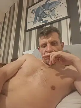 BigDmasked live cam on StripChat