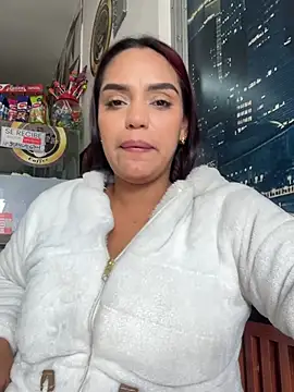 Sara-77 webcam