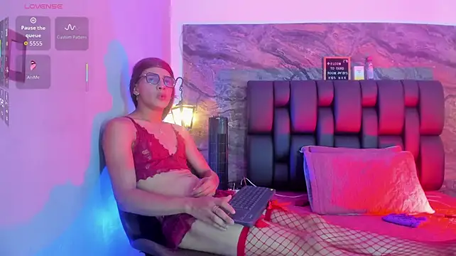 Adrian_Wolf live cam on StripChat