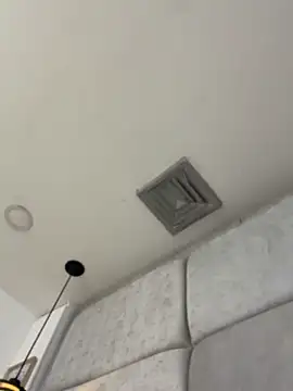 IvonneOwen live sex cam