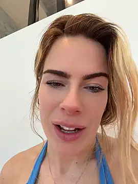 oliviafranciis