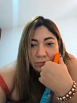 kendra_fire live cam on StripChat