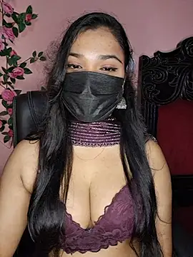 Ismanur11 live cam on StripChat