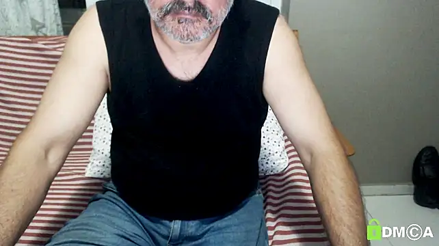 LiONTURK live cam on StripChat