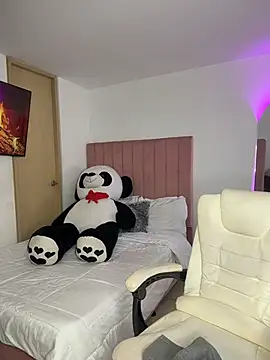 Janettcruz live cam on StripChat