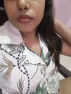 Luna101xxx live cam on StripChat