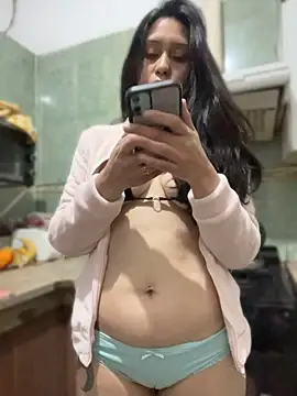 angelbellini live cam on StripChat
