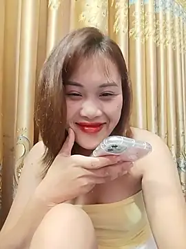 Lucky_lucky2k live cam on StripChat