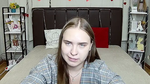 LauraHlot live cam on StripChat