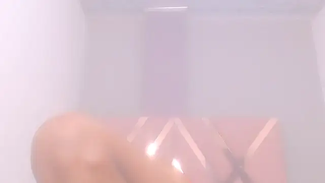 monserrath_bitch_naughty live cam on StripChat