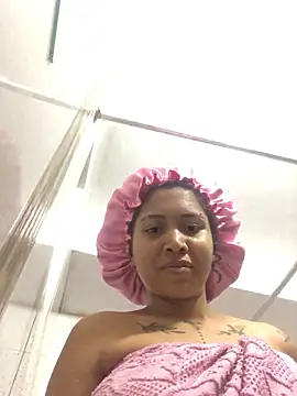 Kehlani_Km live cam on StripChat