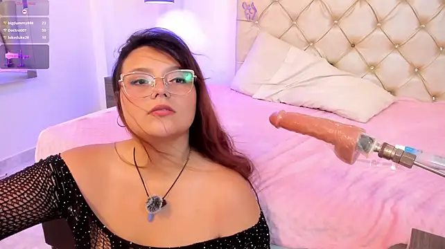 Miss_Kloee live cam on StripChat