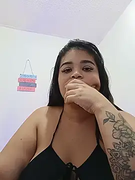 cristal_k live cam on StripChat