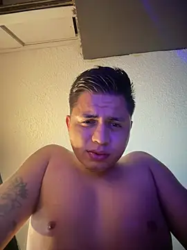 Niicky1_ live cam on StripChat