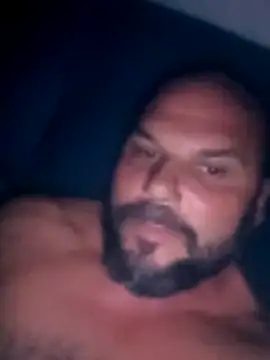 Javierchico live cam on StripChat