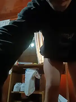 Manu1988arg live cam on StripChat