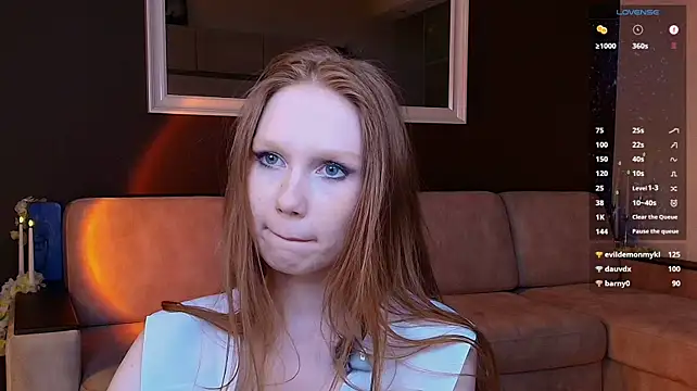 FoxyMira live cam on StripChat
