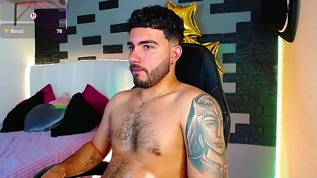 adamhairy live cam on StripChat