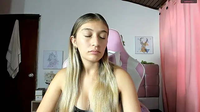 SophiaaLee live cam on StripChat