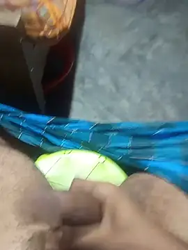 WrongAngle30 live cam on StripChat