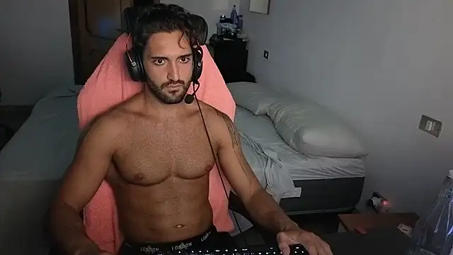Al3xox02 live cam on StripChat