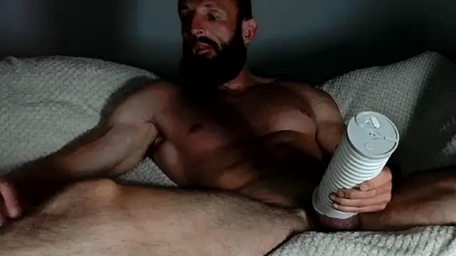 Masked_Bull38_Uk live cam on StripChat